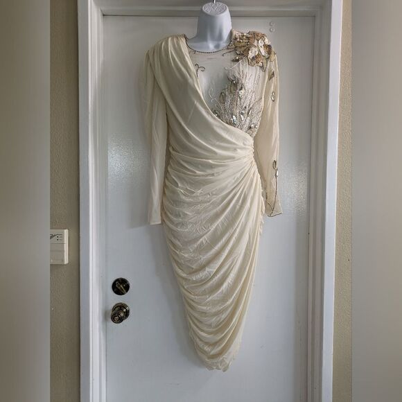 Vintage ivory rhinestone dress with shoulder pads circa 80's - Picture 1 of 10